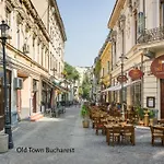 Downtown Boutique - Blue & Pink Апартаменти Бухарест