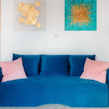 Downtown Boutique - Blue & Pink *