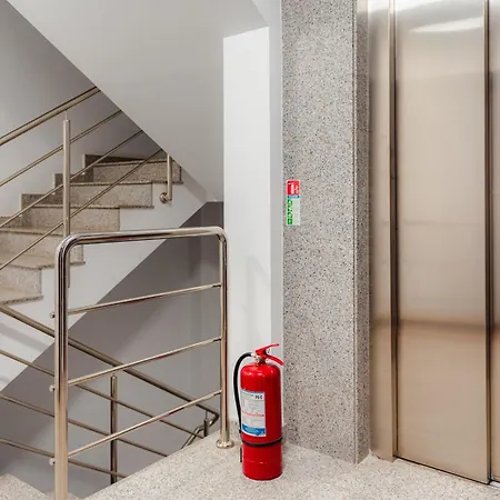 Downtown Boutique - Blue & Pink * Bucarest