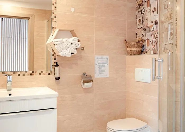 Downtown Boutique - Blue & Pink *