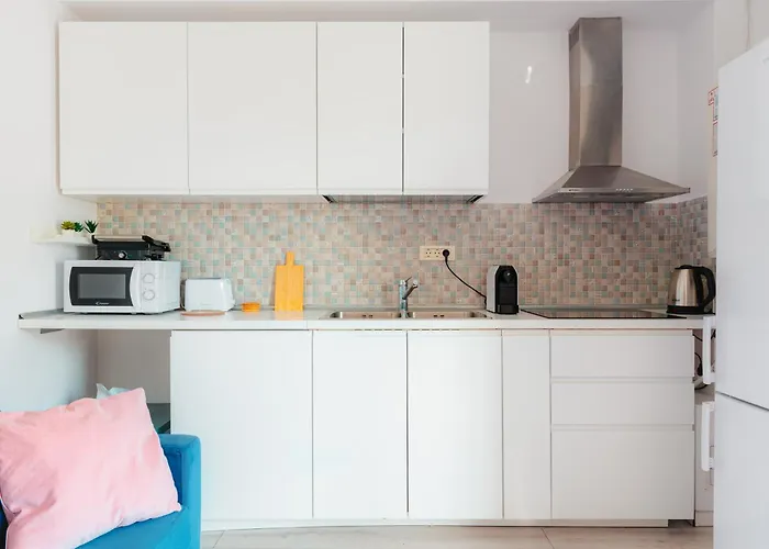 Downtown Boutique - Blue & Pink * ブカレスト