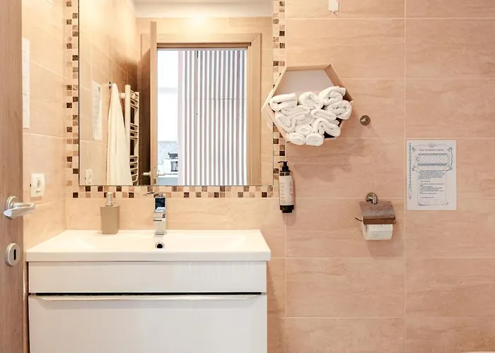 Downtown Boutique - Blue & Pink