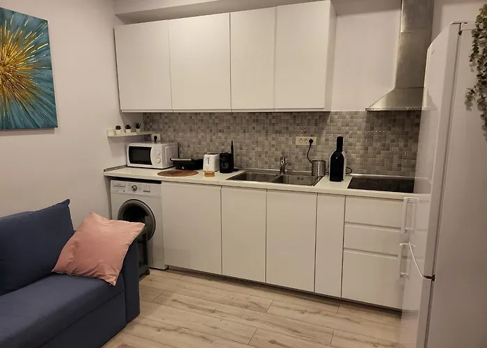 Downtown Boutique - Blue & Pink * Bukarest