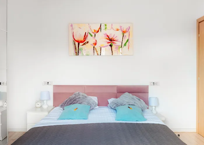 Appartement Downtown Boutique - Blue & Pink